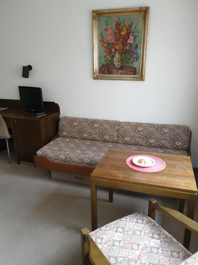 Hotel Muenzmay สตุตการ์ต ภายนอก รูปภาพ