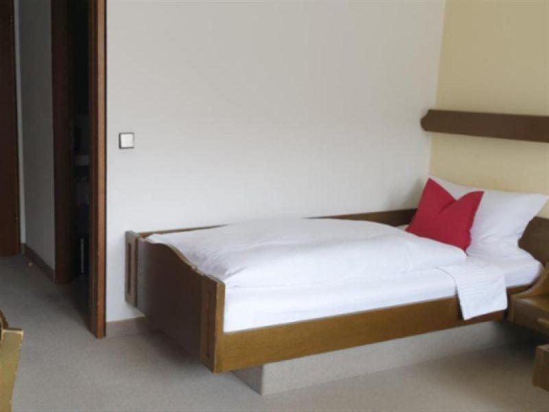 Hotel Muenzmay สตุตการ์ต ภายนอก รูปภาพ